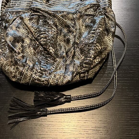 NWOT Red by Marc Ecko Python Shoulder Bag - Picture 4 of 9